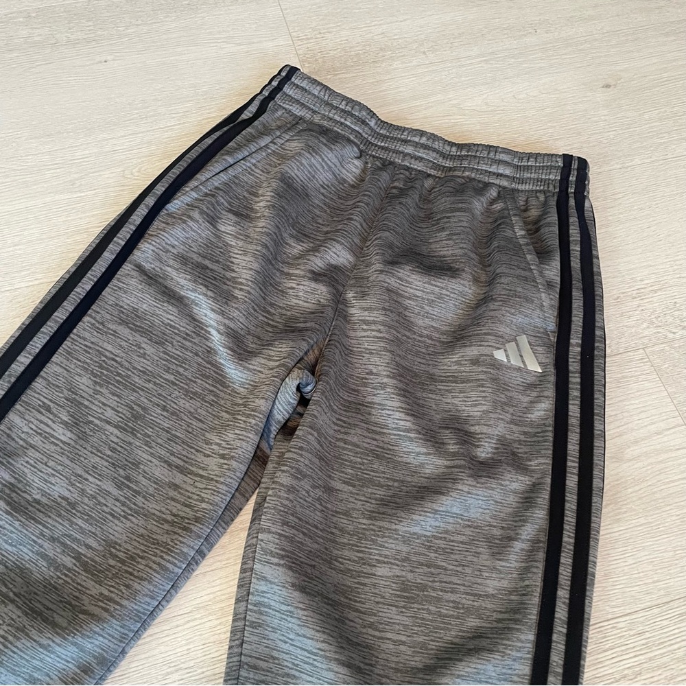 NWOT Boys ADIDAS Regular Fit Athletic Pants, Large, Gray with Black Stripes